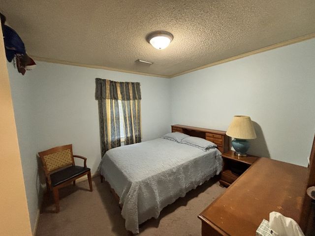 712 S Broad, Cowarts, AL 36321