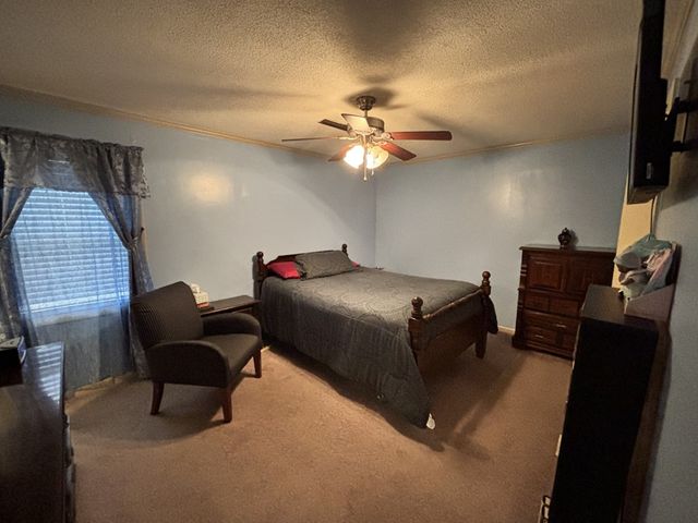 712 S Broad, Cowarts, AL 36321