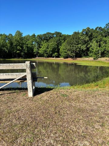 712 S Broad, Cowarts, AL 36321