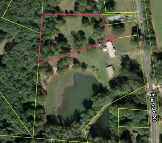 712 S Broad, Cowarts, AL 36321