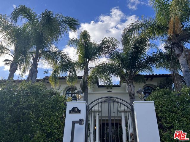 435 Woodbluff Road, Calabasas, CA 91302