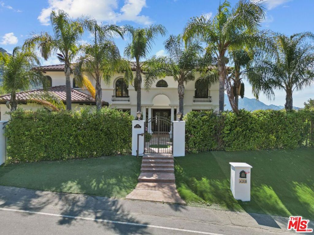 435 Woodbluff Road, Calabasas, CA 91302