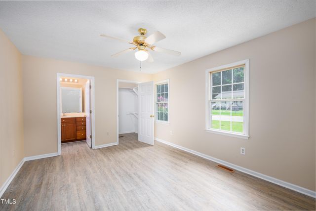 409 E Tenth Street, Siler City, NC 27344
