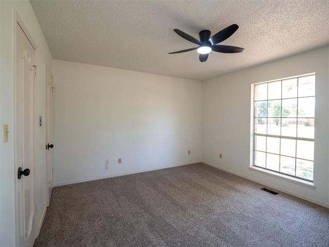 2200 Grisso Drive, Seminole, OK 74868