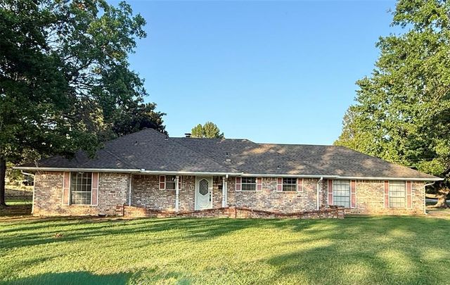 2200 Grisso Drive, Seminole, OK 74868