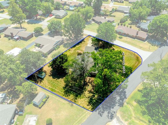 2200 Grisso Drive, Seminole, OK 74868