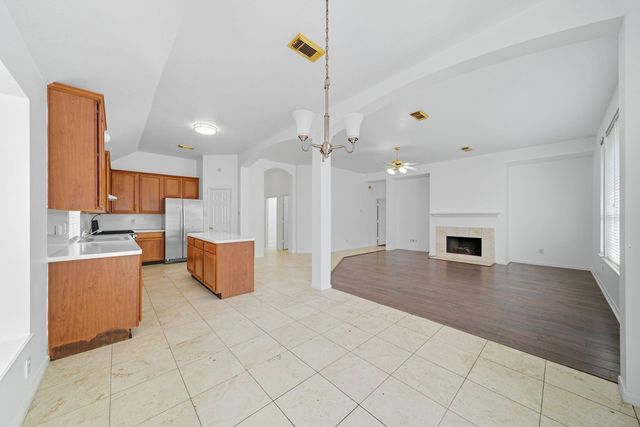 13130 Yaupon Holly Lane, Houston, TX 77044