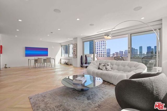 865 Comstock Avenue 7D, Los Angeles, CA 90024