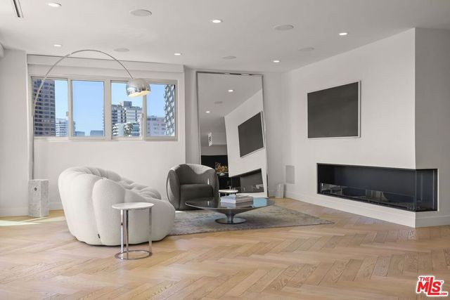 865 Comstock Avenue 7D, Los Angeles, CA 90024