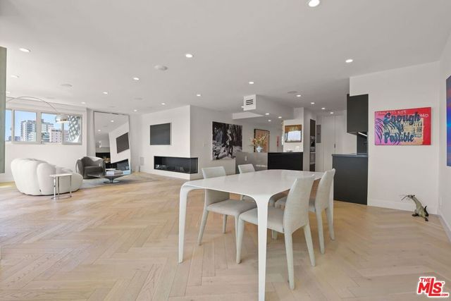 865 Comstock Avenue 7D, Los Angeles, CA 90024