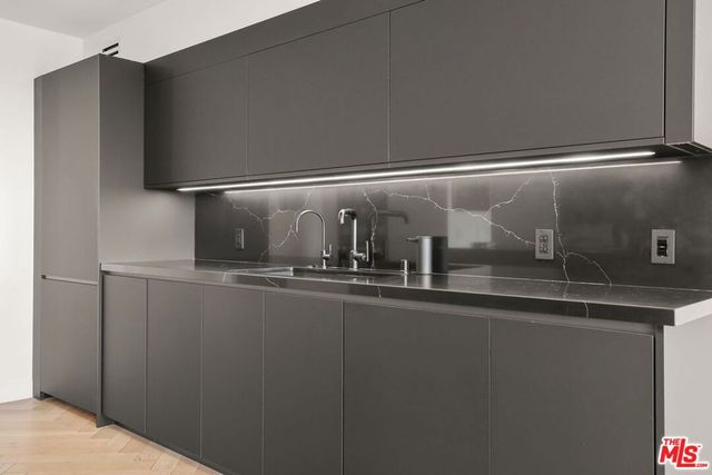 865 Comstock Avenue 7D, Los Angeles, CA 90024