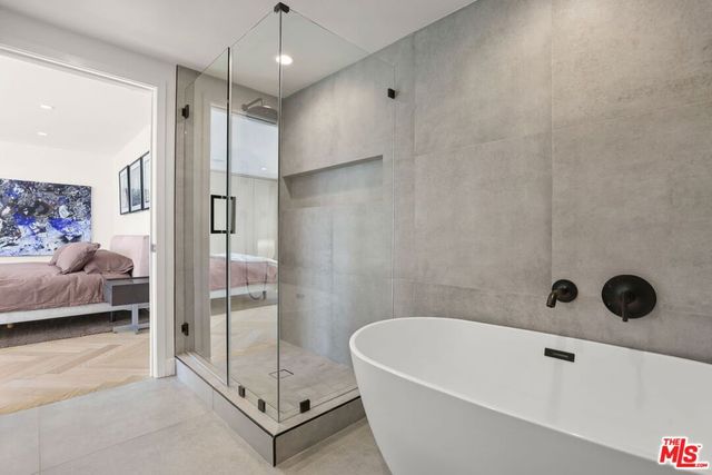 865 Comstock Avenue 7D, Los Angeles, CA 90024