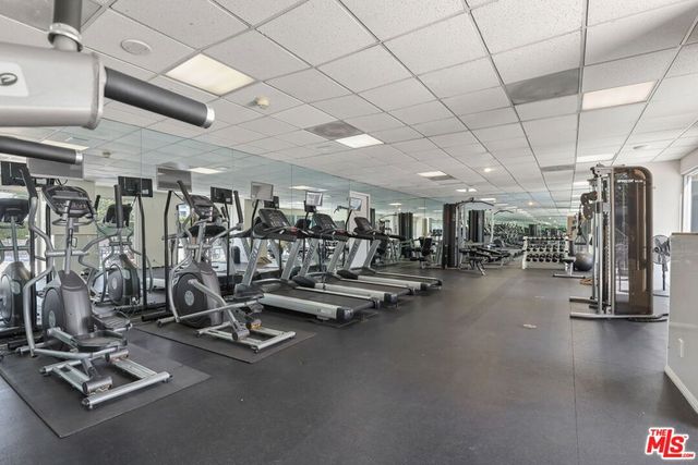 865 Comstock Avenue 7D, Los Angeles, CA 90024