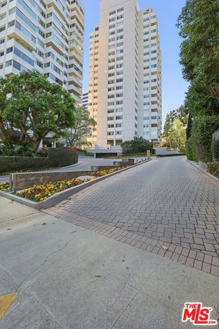 865 Comstock Avenue 7D, Los Angeles, CA 90024