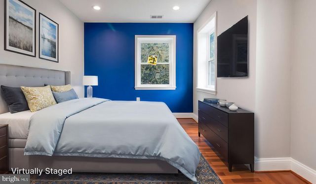 901 VARNUM ST NE, Washington, DC 20017