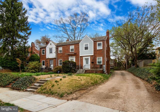 901 VARNUM ST NE, Washington, DC 20017