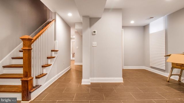 901 VARNUM ST NE, Washington, DC 20017