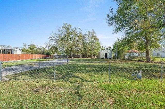 1111 N Huntington Street, Sulphur, LA 70663