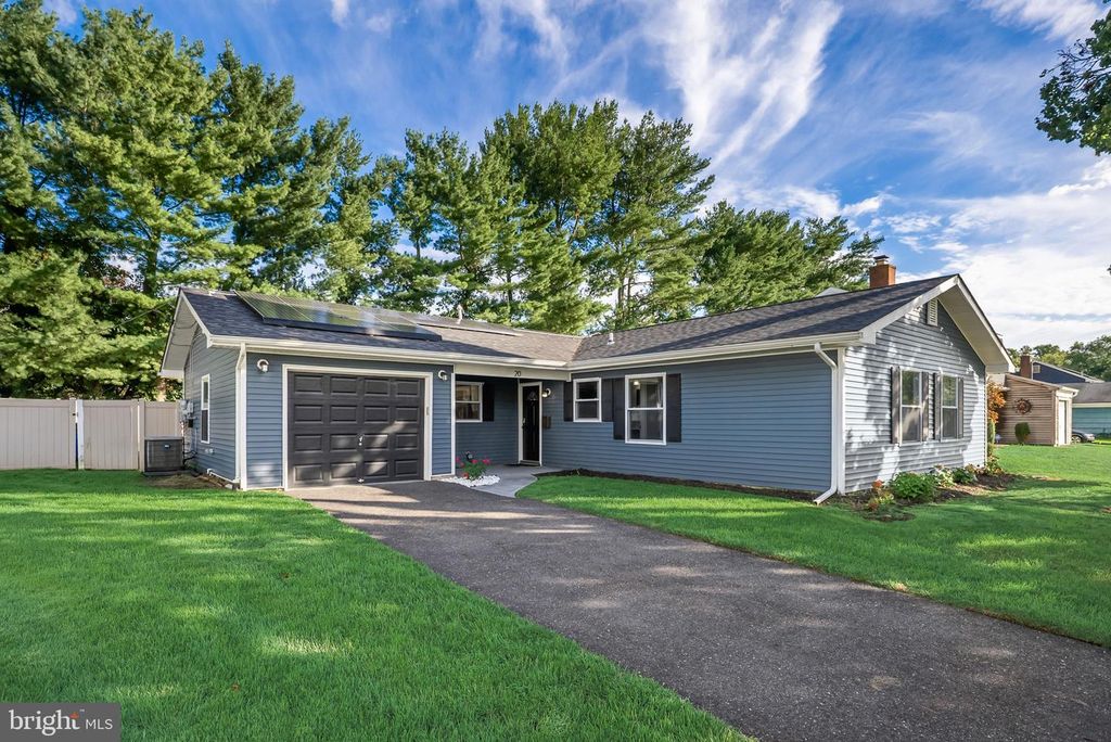 20 FLEETWOOD PL, WILLINGBORO, NJ 08046 — photo 2