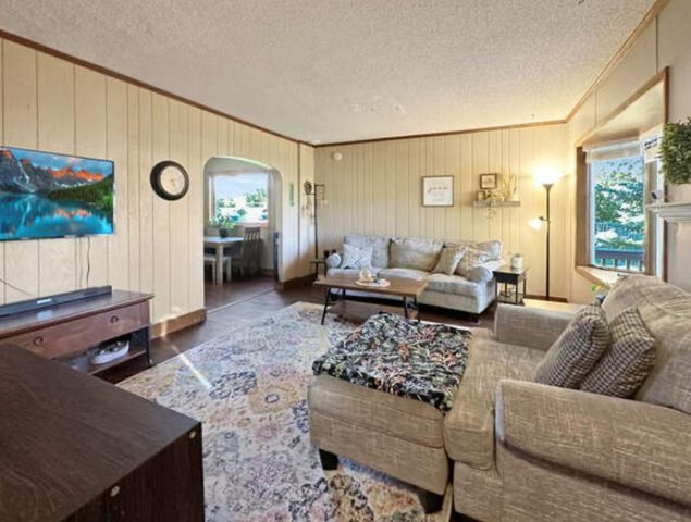 207 Bawden Street, Marble, MN 55764