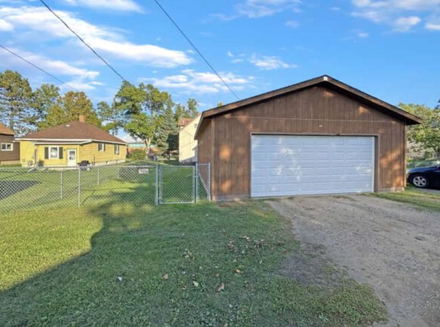 207 Bawden Street, Marble, MN 55764