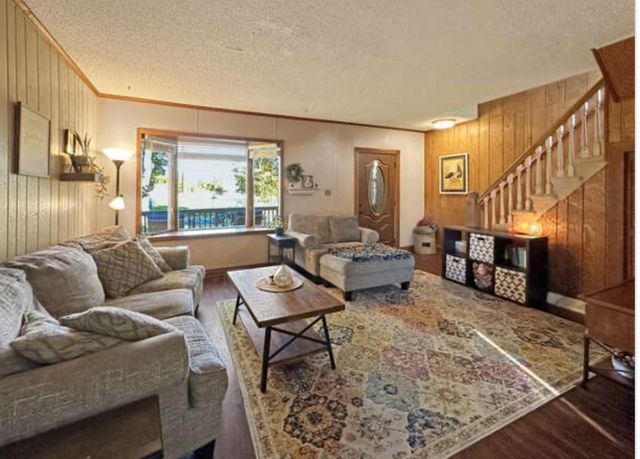 207 Bawden Street, Marble, MN 55764