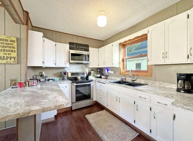 207 Bawden Street, Marble, MN 55764