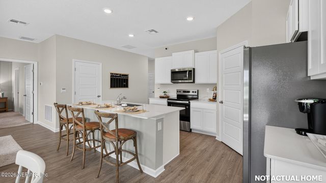5421 HORSEBACK Court, Jacksonville, FL 32234
