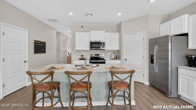 5421 HORSEBACK Court, Jacksonville, FL 32234