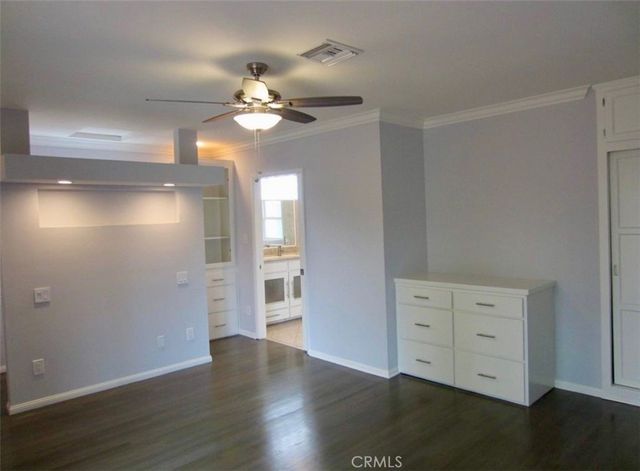 6372 Zelzah, Encino, CA 91316