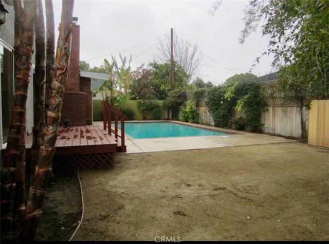 6372 Zelzah, Encino, CA 91316