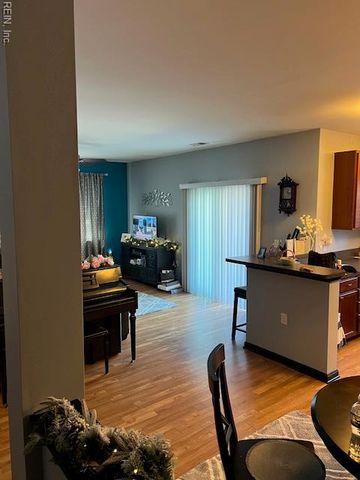 4308 Colindale Rd Apt 107, Chesapeake, VA 23321