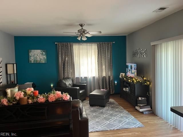 4308 Colindale Rd Apt 107, Chesapeake, VA 23321