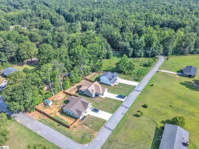 180 Hunter Drive, Belton, SC 29627