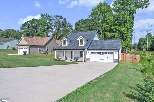 180 Hunter Drive, Belton, SC 29627