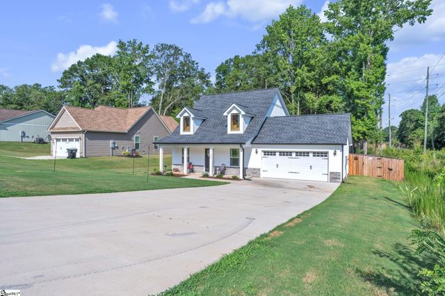 180 Hunter Drive, Belton, SC 29627