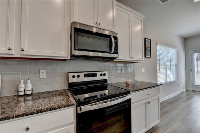 120 Buckingham Lane, Hoschton, GA 30548