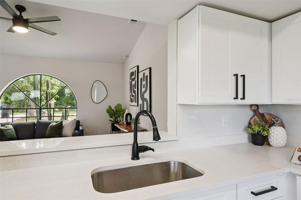Image 18 of property listing at 664 25TH STREET SW, Vero Beach, FL 32962