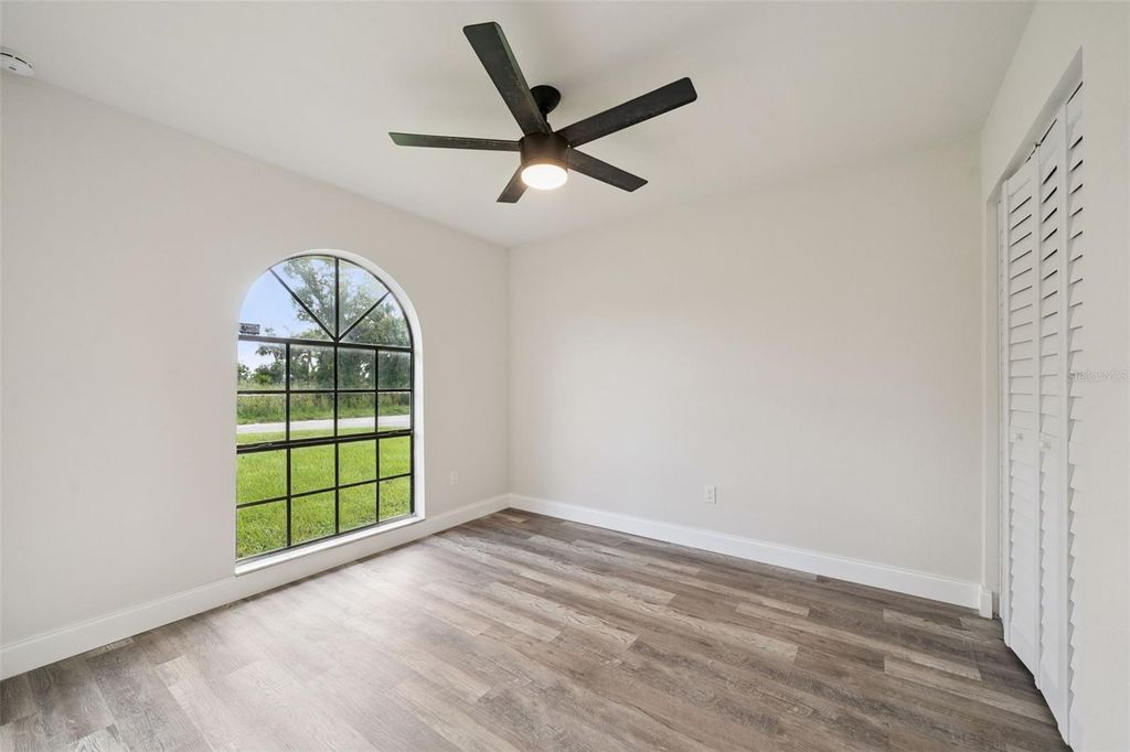 Image 28 of property listing at 664 25TH STREET SW, Vero Beach, FL 32962
