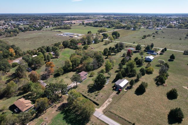 93 Meadow Hill Lane, Rogersville, MO 65742