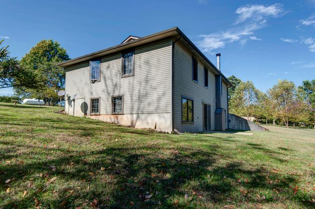 93 Meadow Hill Lane, Rogersville, MO 65742