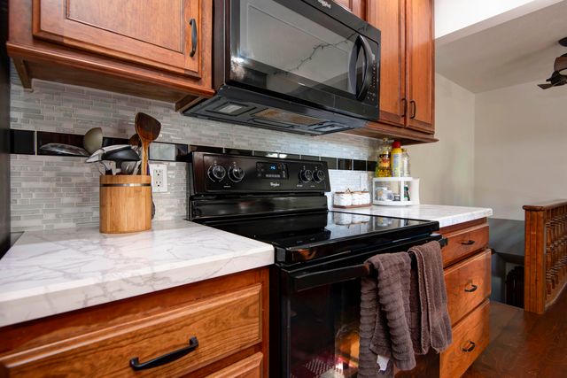 93 Meadow Hill Lane, Rogersville, MO 65742