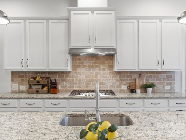 1012 Lydgate Drive, Waxhaw, NC 28173