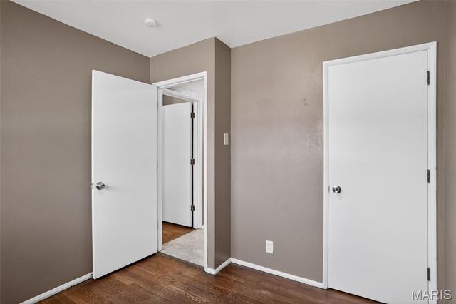 1752 Hudson Road, St Louis, MO 63136