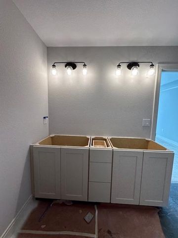 1344 Mohican TRAIL, Waukesha, WI 53189