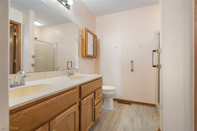 589 Forest Creek Drive, Wooster, OH 44691