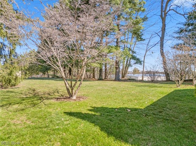 589 Forest Creek Drive, Wooster, OH 44691