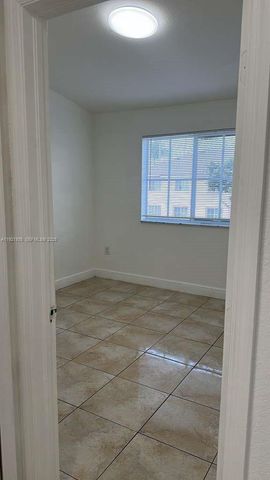 1250 SE 28th Ct 203, Homestead, FL 33035