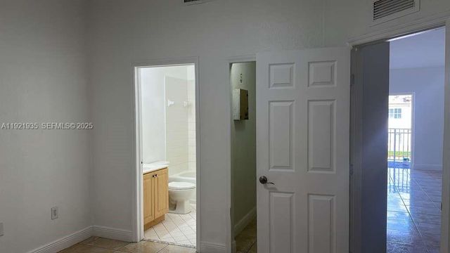 1250 SE 28th Ct 203, Homestead, FL 33035