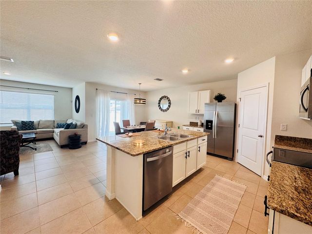 2456 KNIGHT ISLAND DRIVE, Brandon, FL 33511